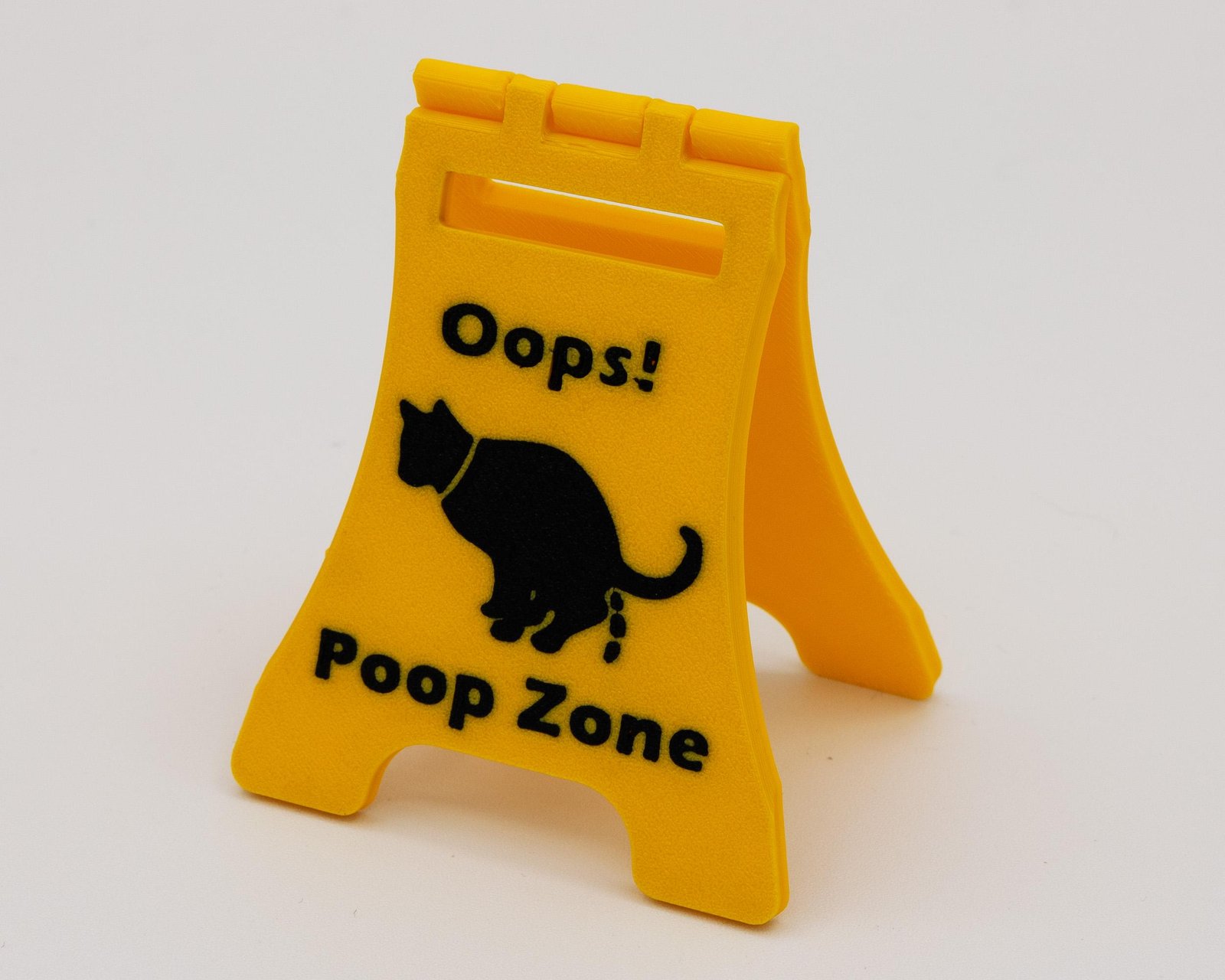 Mini Wet Floor Sign: Humorous Pet Accident Warning Decor - Image 5