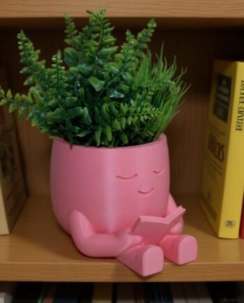 3D Printed Smiling Reader Plant Pot: Whimsical Succulent Planter