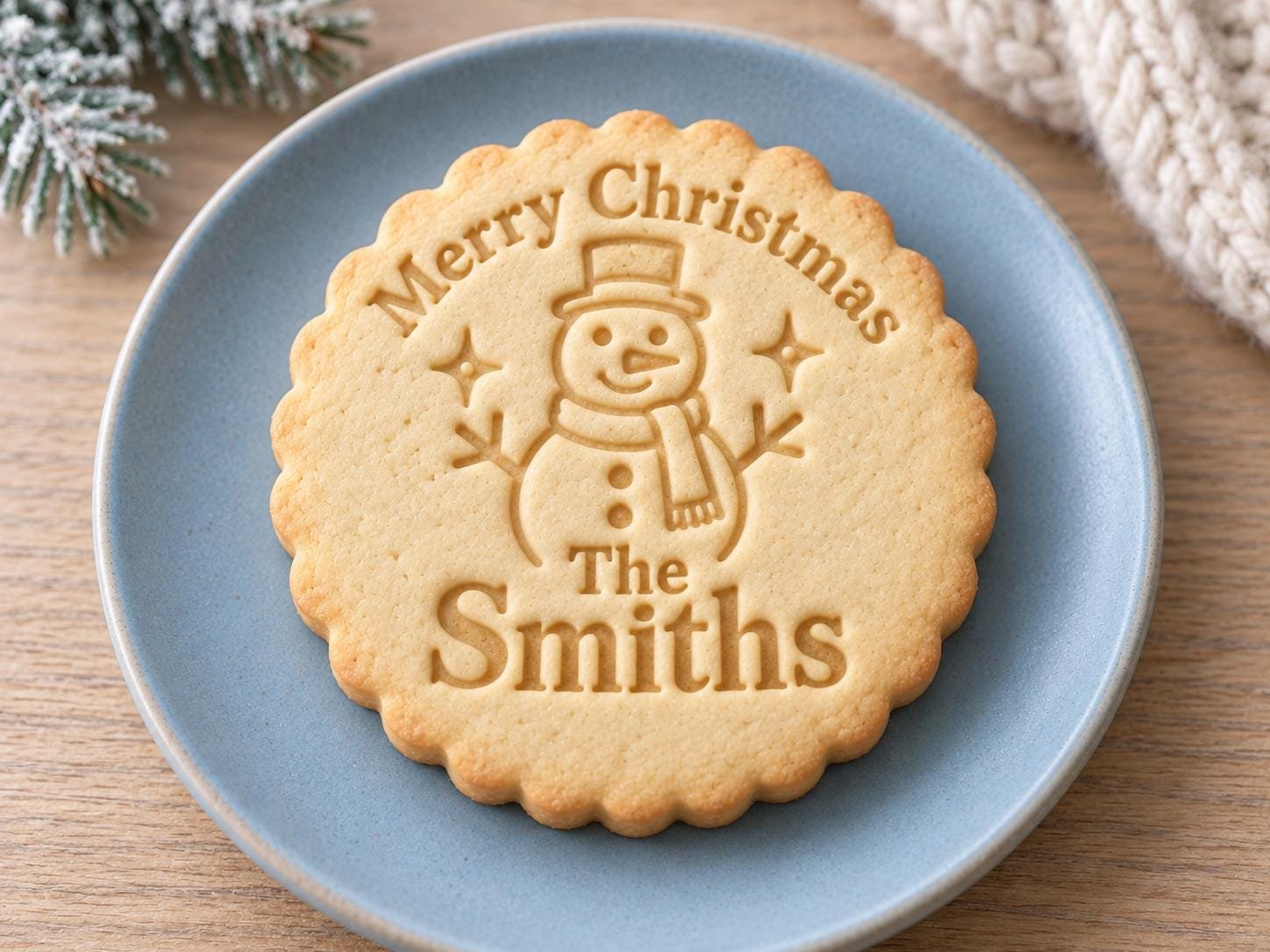 Personalized Snowman Christmas Cookie Stamp and Scalloped Cutter, Custom Family Name