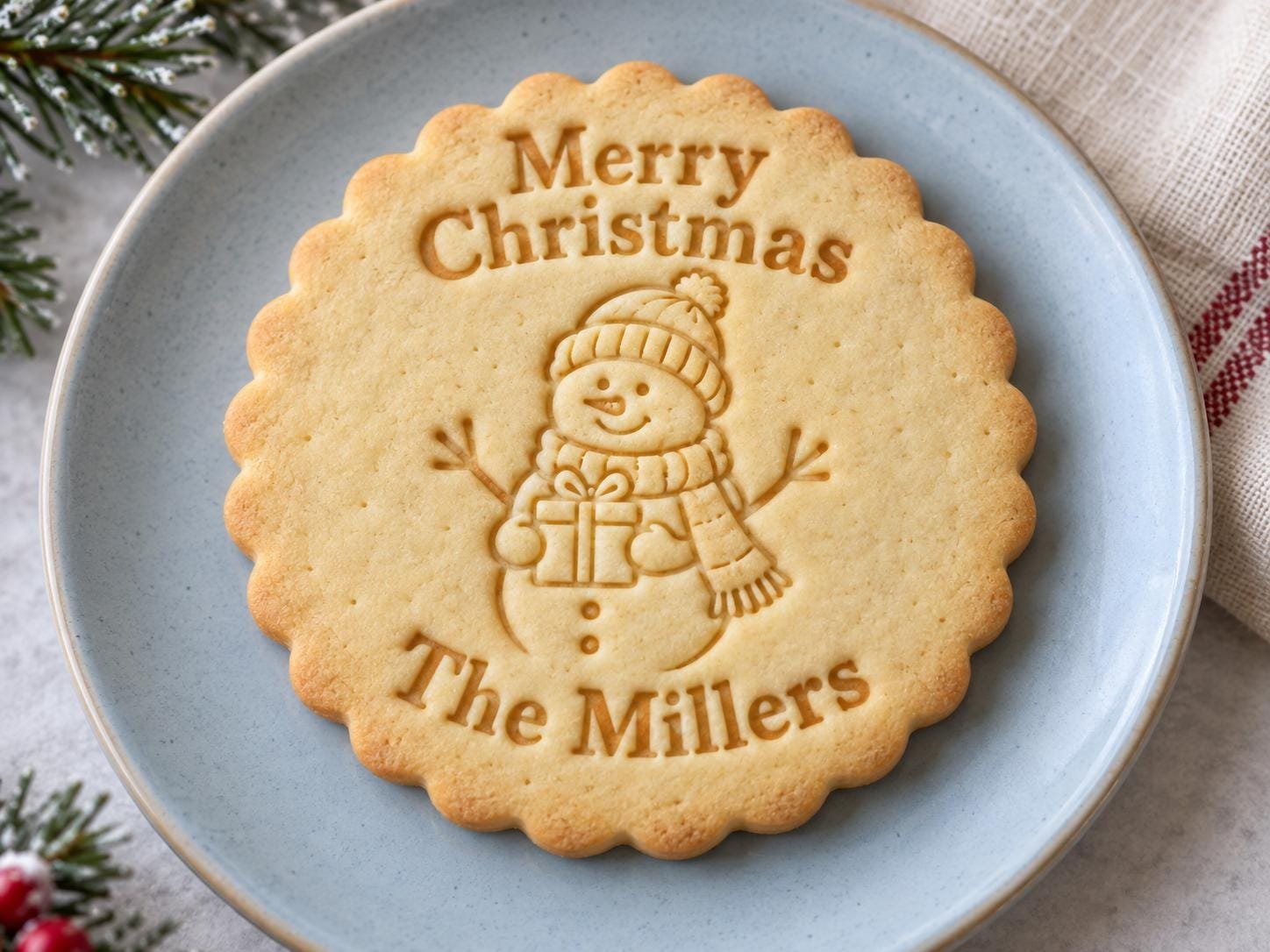Personalized Christmas Snowman Cookie Stamp and Scalloped Cutter, Custom Family Name