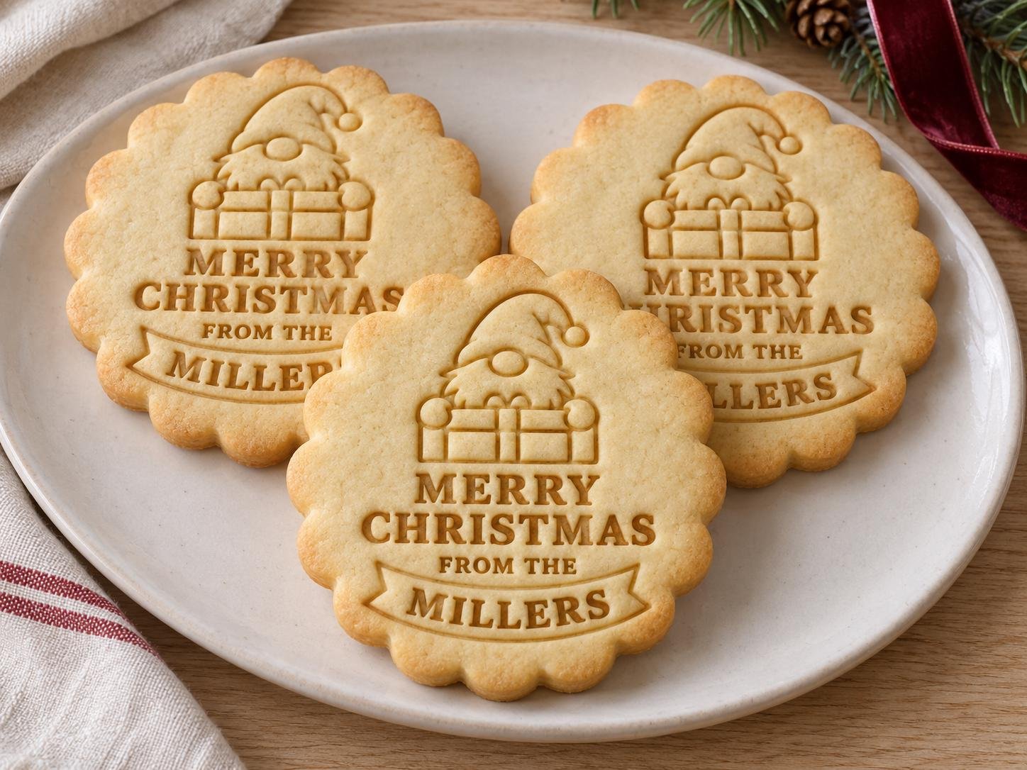 Personalized Gnome Christmas Cookie Cutter and Stamp Set, Scalloped Family Name, 3 Inch